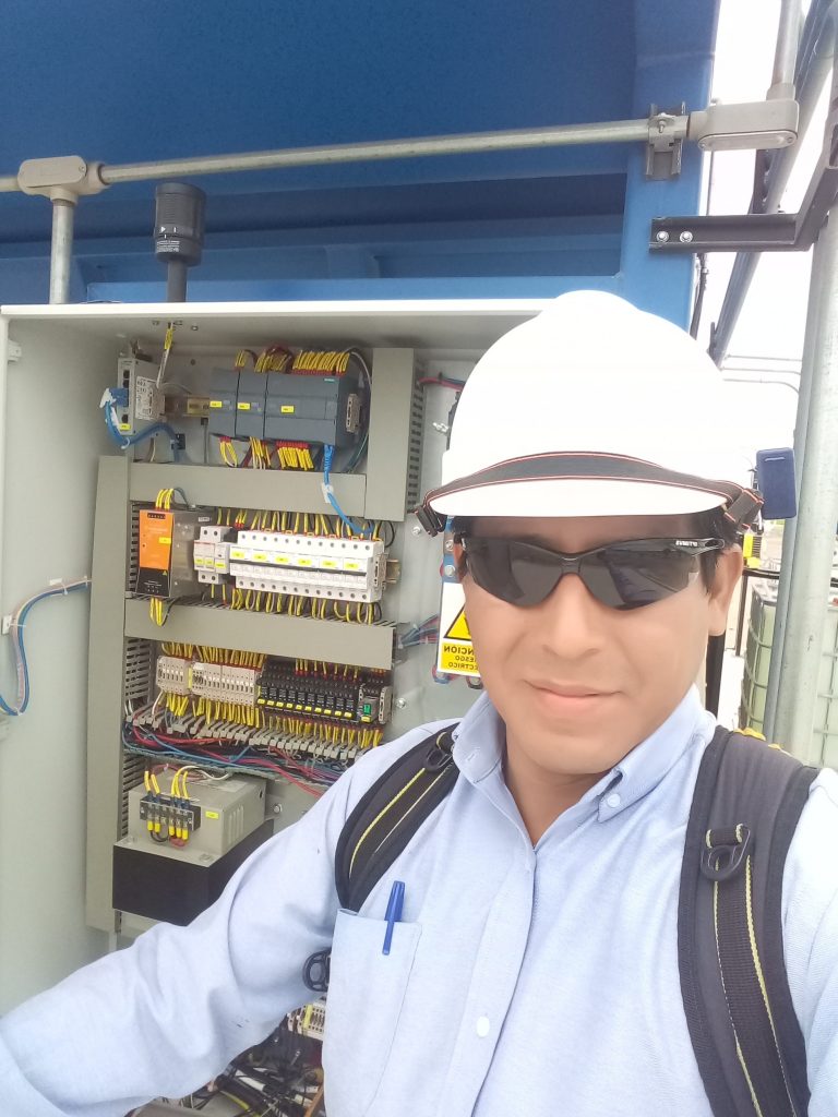 Tablero con personal